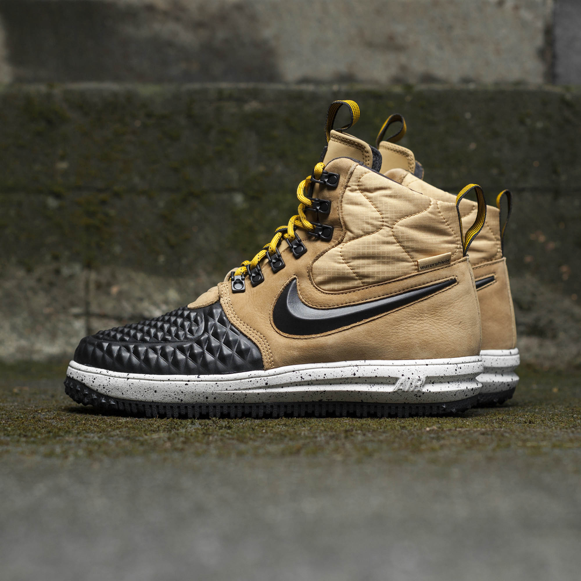 Nike lunar force. Nike Lunar Force 1 Duckboot 17. Nike Air Force Duckboot 17.